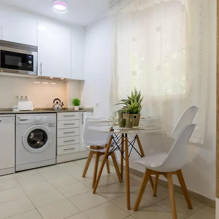 Estudio A 100 Metros De La Playa Appartamento